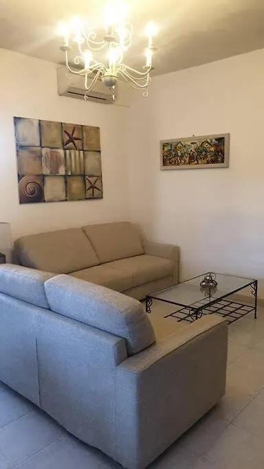 Apartment With Garden In Pianoconte -Lipari Lipari (Isola Lipari)